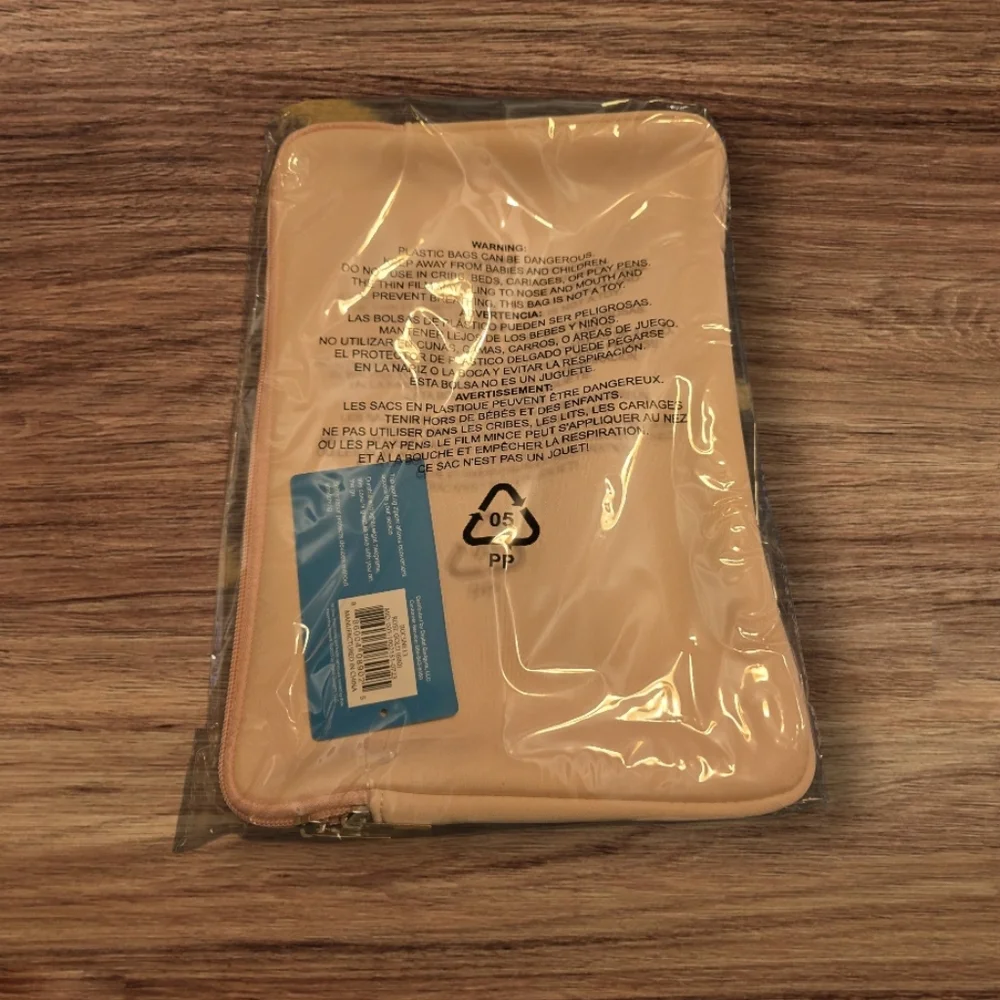 Apple 256GB Wifi Tablet Bundle